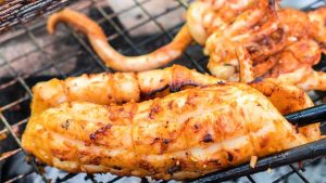 Tour thuyền câu cá, câu mực tại Cát Bà- Mức giá ưu đãi nhất