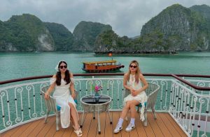 Tour Vịnh Lan Hạ 1 Ngày – Du thuyền Serenity Cruise ƯU ĐÃI NHẤT