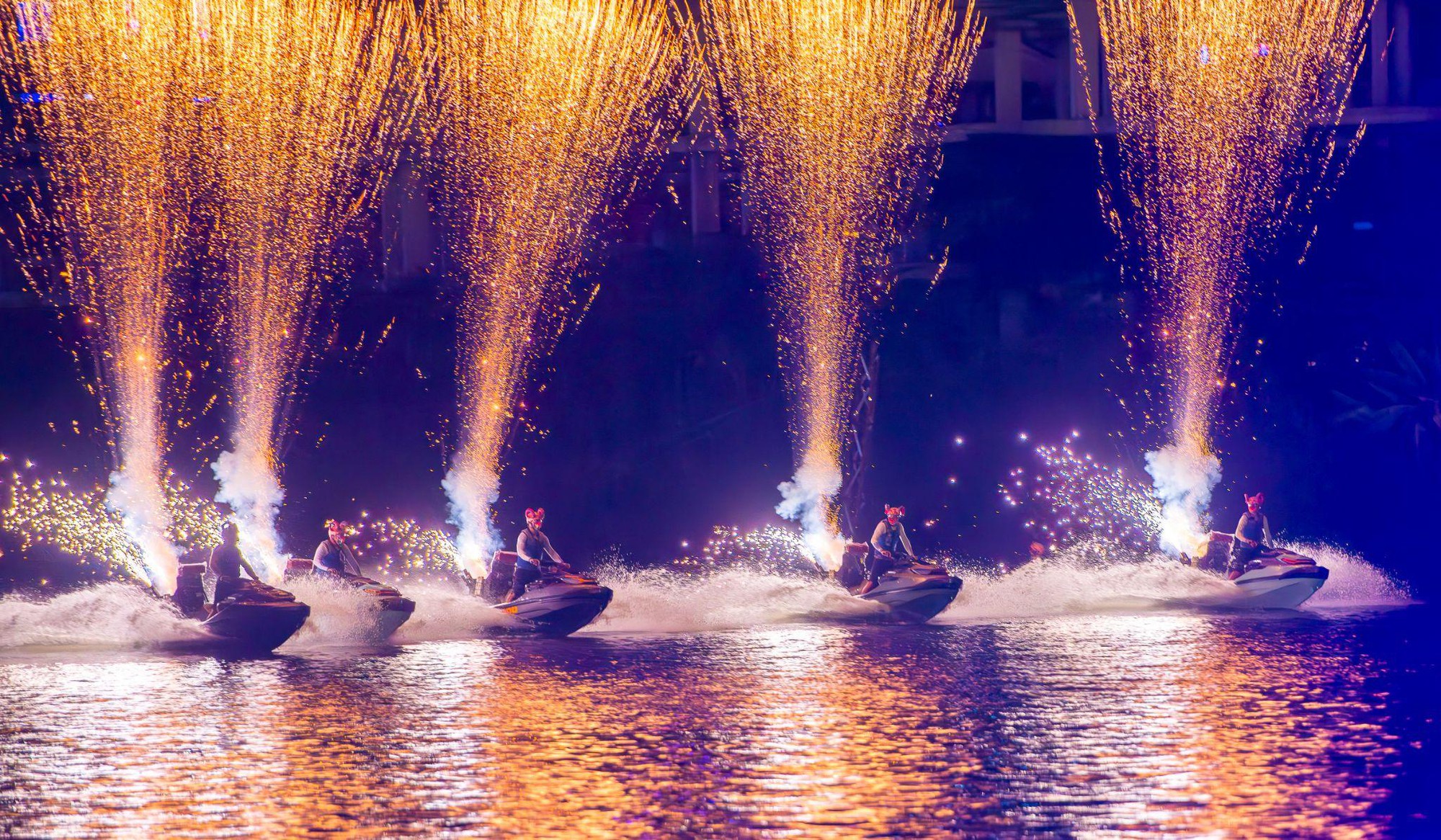 Trọn Bộ Kinh Nghiệm Xem Show Jetski Cát Bà