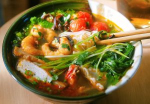 Bún tôm Cát Bà: Nồng nàn vị biển trong từng sợi bún